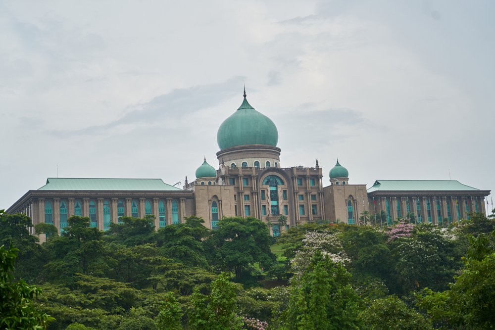 kobi education-brunei darussalam government scholarship 2024-gambar bangunan masjid