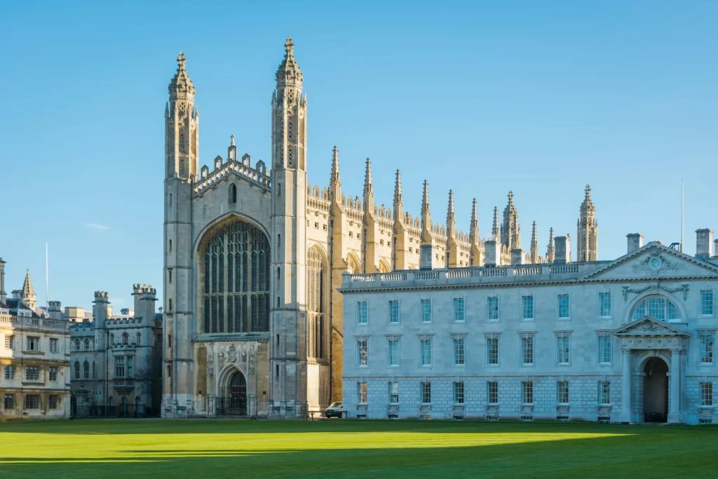 kobi education-kuliah ke luar negeri-gambar universitas cambridge di inggris raya