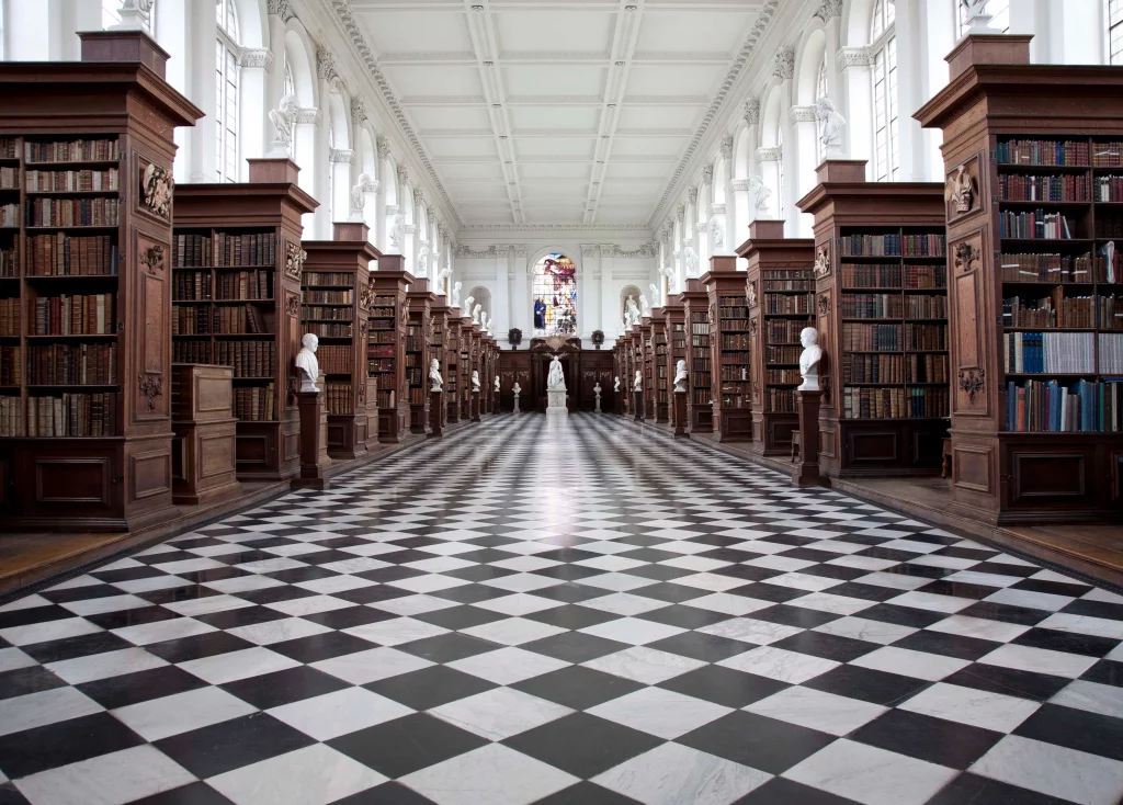 kobi education-universitas cambridge-gambar wren library