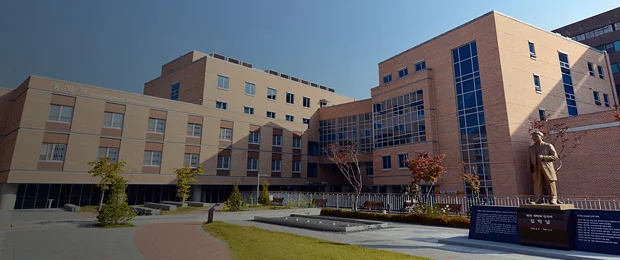 kobi education-seoul national university-gambar kampus yeongeon