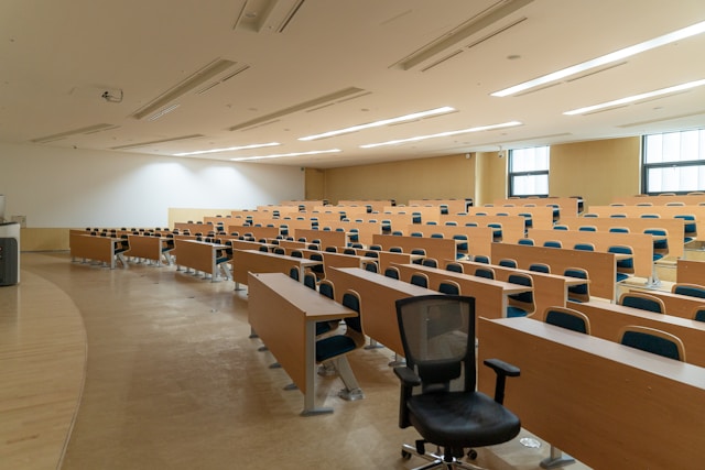 kobi education-rekomendasi universitas beasiswa gks-gambar ruang kelas di universitas changbok