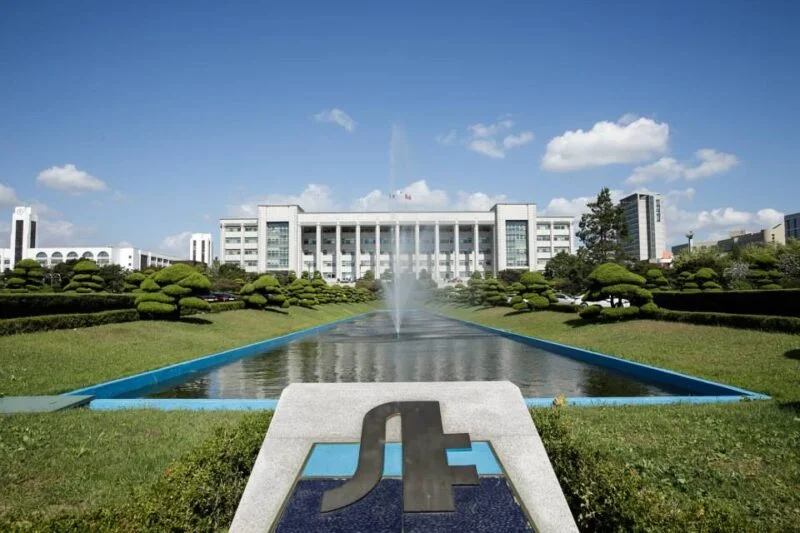 kobi education-universitas seni terbaik di korea selatan-gambar tampilan inha university