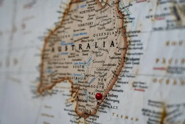 kobi education-beasiswa s2 australia-gambar benua australia di atas peta benua
