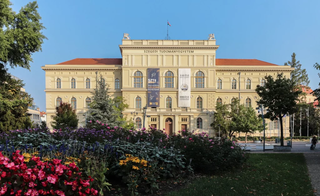 kobi education-beasiswa stipendium hungaricum-gambar university of szeged