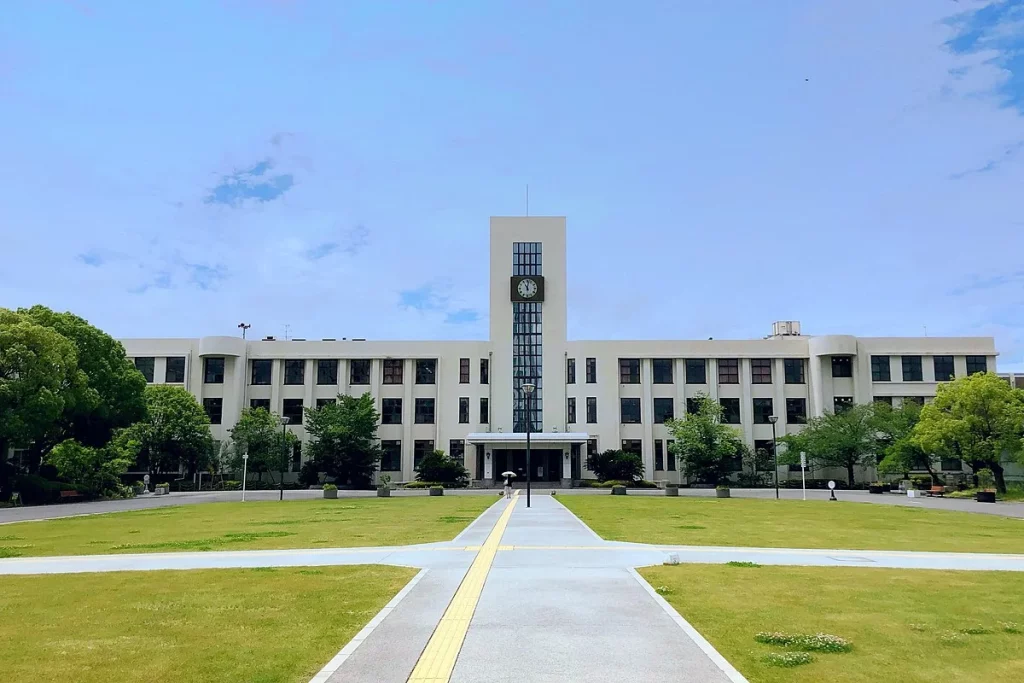 kobi education-universitas terbaik jepang-gambar universitas osaka di jepang