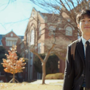 kobi education-university track gks-gambar siswa dari korea sedang memandang masa depan
