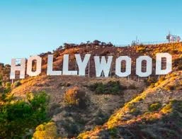 kobi education-destinasi wisata di amerika-gambar penampilan logo hollywood