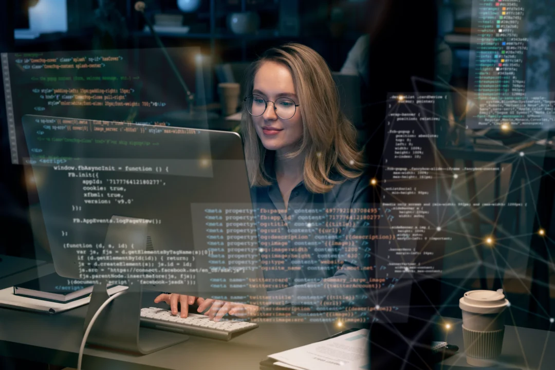 kobi education-benefit kerja di jepang-gambar perempuan sedang mengerjakan berbagai tugas teknikal html maupun css