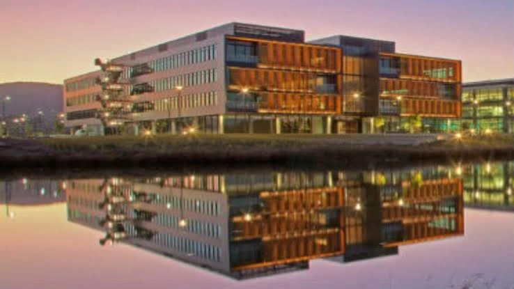 kobi education-universitas murah di australia untuk S1-gambar university of wollongong