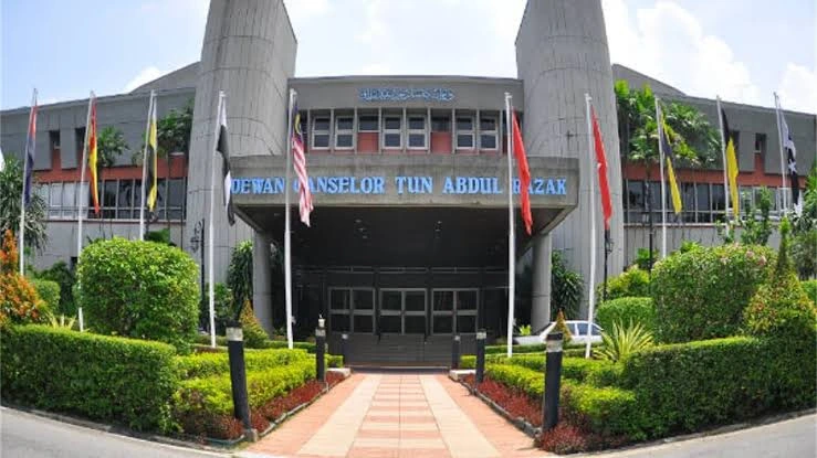 kobi education-perbedaan kuliah s1 di malaysia dan indonesia-gambar universitas kebangsaan malaysia
