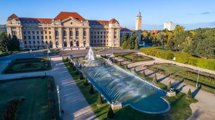 kobi education-tips memilih universitas buat beasiswa stipendium hungaricum-gambar universitas debrecen