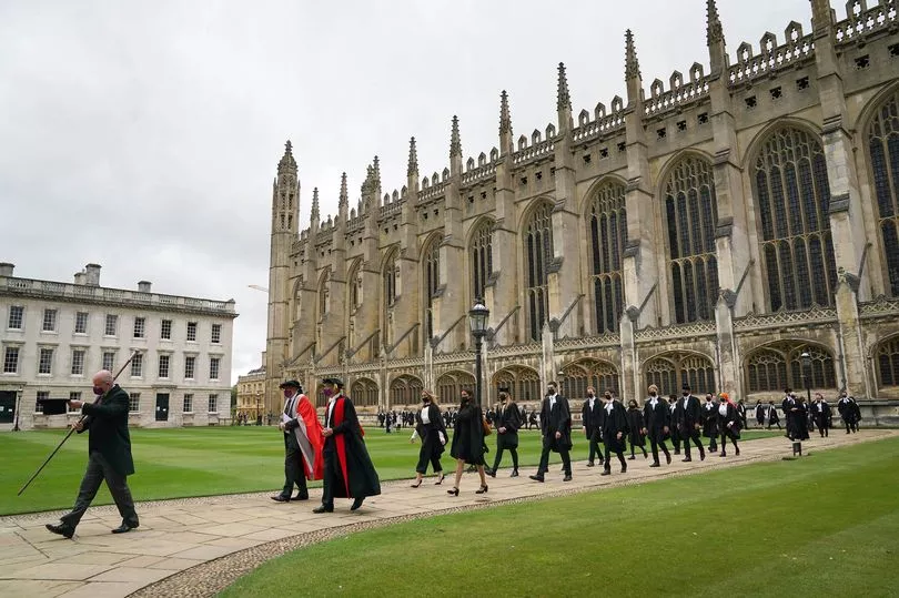 kobi education-kampus luar negeri dengan jurusan stem terbaik-gambar universitas cambridge untuk artikel stem