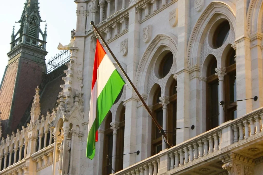 kobi education-beasiswa parsial hungaria-gambar salah satu landmark yang ada di negara hungaria