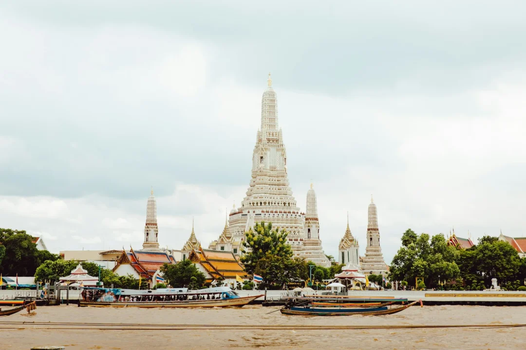 kobi education-bu creative scholarship-gambar salah satu pemandangan terbaik di kota bangkok