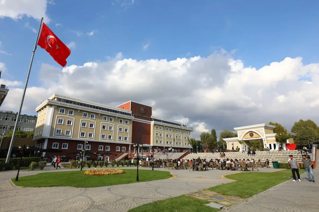 kobi education-beasiswa partial s1 untuk di universitas benua asia dan eropa-gambar tampilan luar buat salah satu universitas di turki