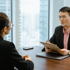kobi education-pertanyaan yang sering ditanyakan saat interview di perusahaan big four di china-gambar interview di salah satu perusahaan china yang dilakukan dengan nuansa damai