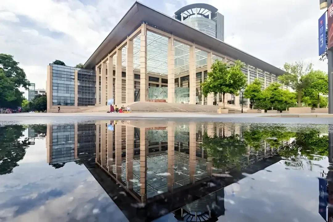 kobi education-rekomendasi universitas s1 untuk civil engineering di china-gambar zijingang campus library buat artikel s1 civil engineering di china